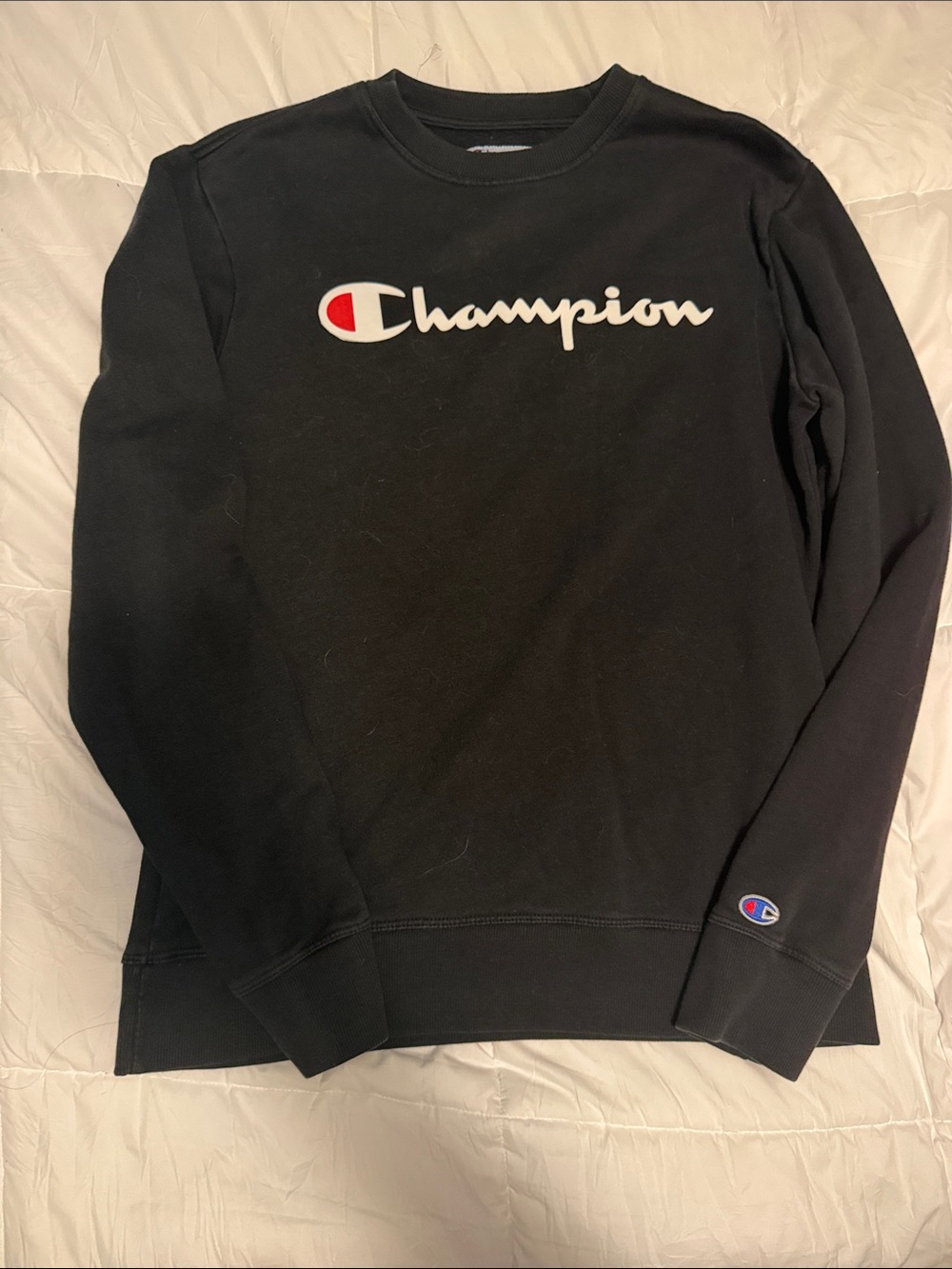 Champion women’s Black Crewneck Sweatshirt